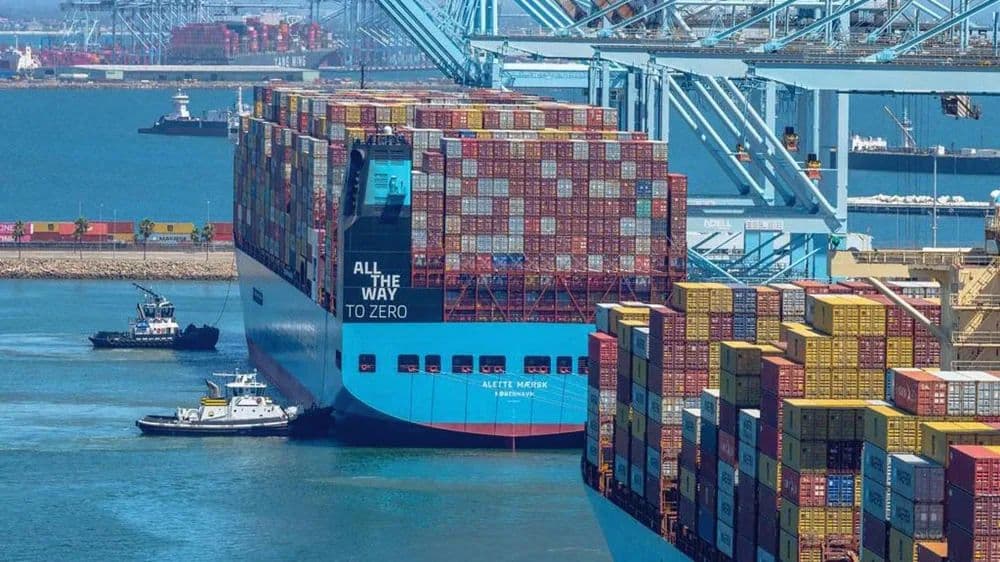 Logistics & Shipping